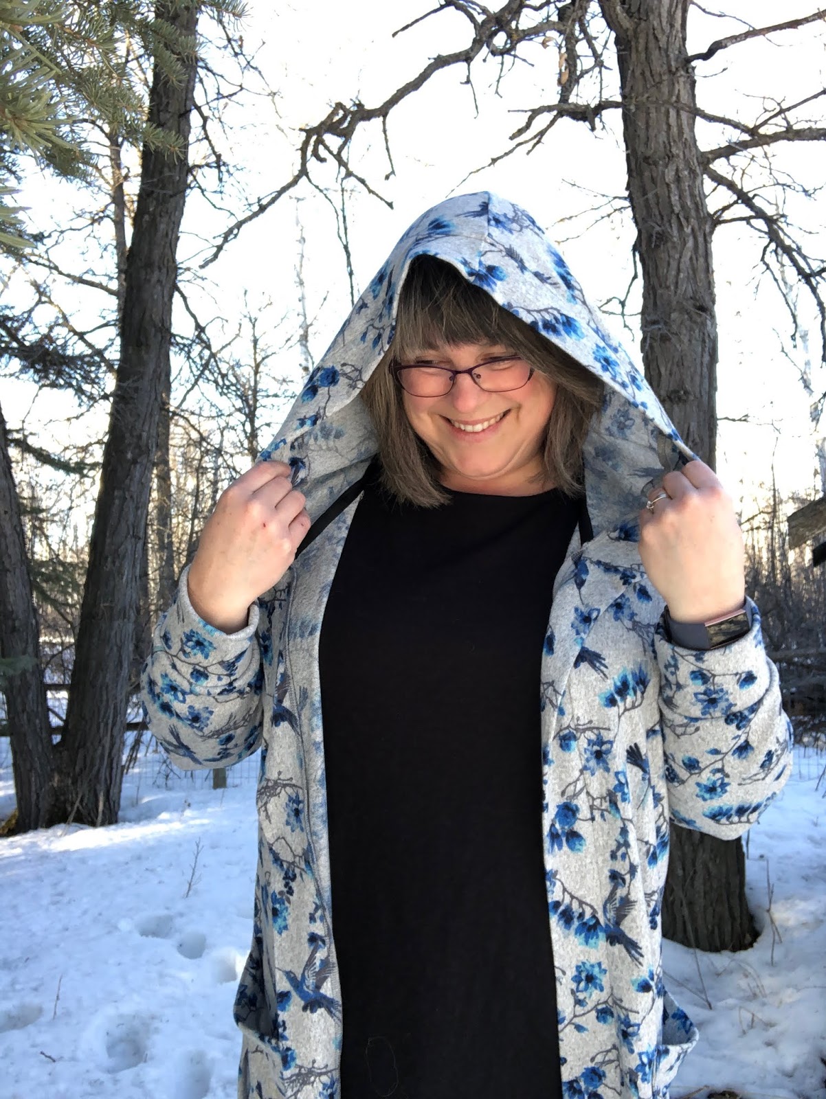 Prairie Girl Knits (and sews... and bakes... and cooks...): A New Cardigan