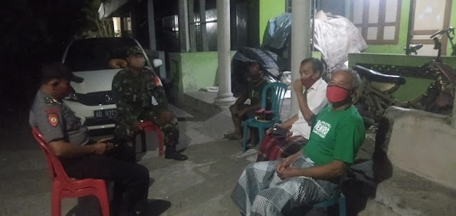 Jaga Kondusifitas Wilayah Babinsa Dan Bhabinkamtibmas Lakukan Patroli Bersama