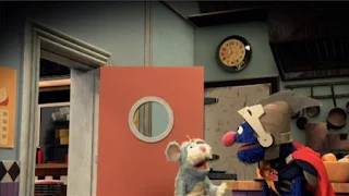 Super Grover 2.0 Wedge End is Up, mouse. Sesame Street Episode 4322 Rocco's Playdate season 43