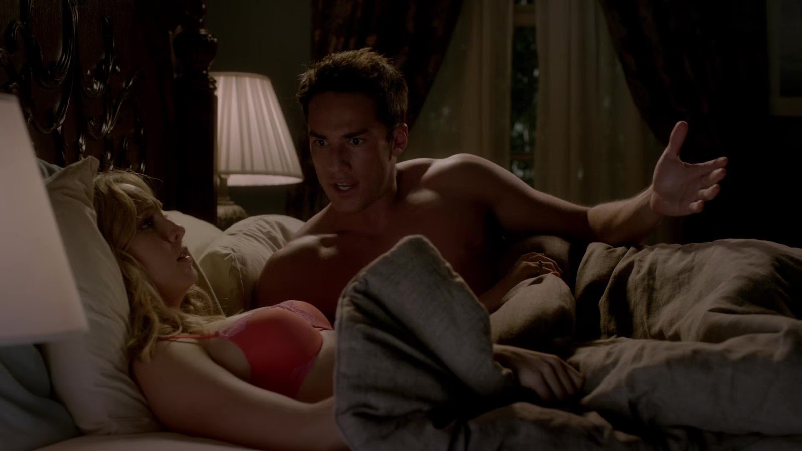 Michael Trevino shirtless in The Vampire Diaries 4-02 "Memorial" ...