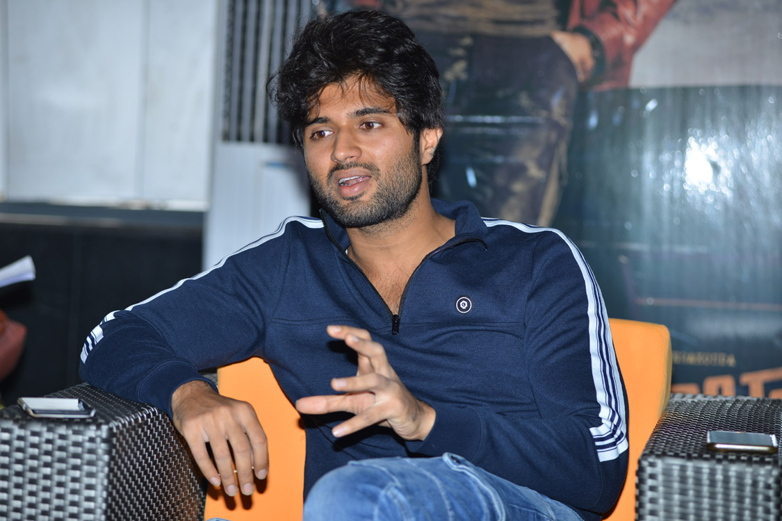 rspnetwork.in: Taxiwala Movie Hero Vijay Devarakonda Interview Stills