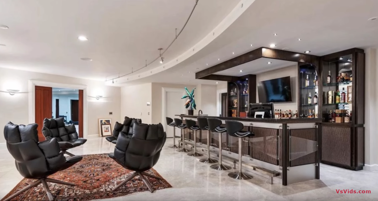 16 Photos vs. $6.8 Million Ultimate Home in Chester County, Pennsylvania | LUXURY LISTING - Luxury Mansion & Interior Design Tour 16 Photos vs. $6.8 Million Ultimate Home in Chester County, Pennsylvania | LUXURY LISTING - Luxury Mansion & Interior Design Tour