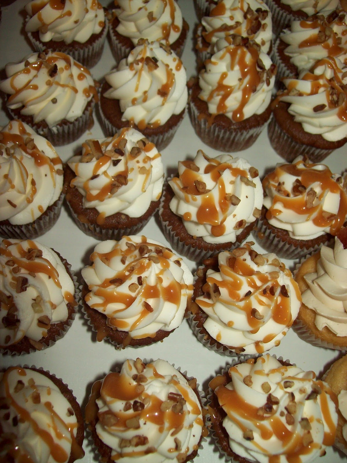 brown-sugar-custom-cakes-new-cupcake-flavors