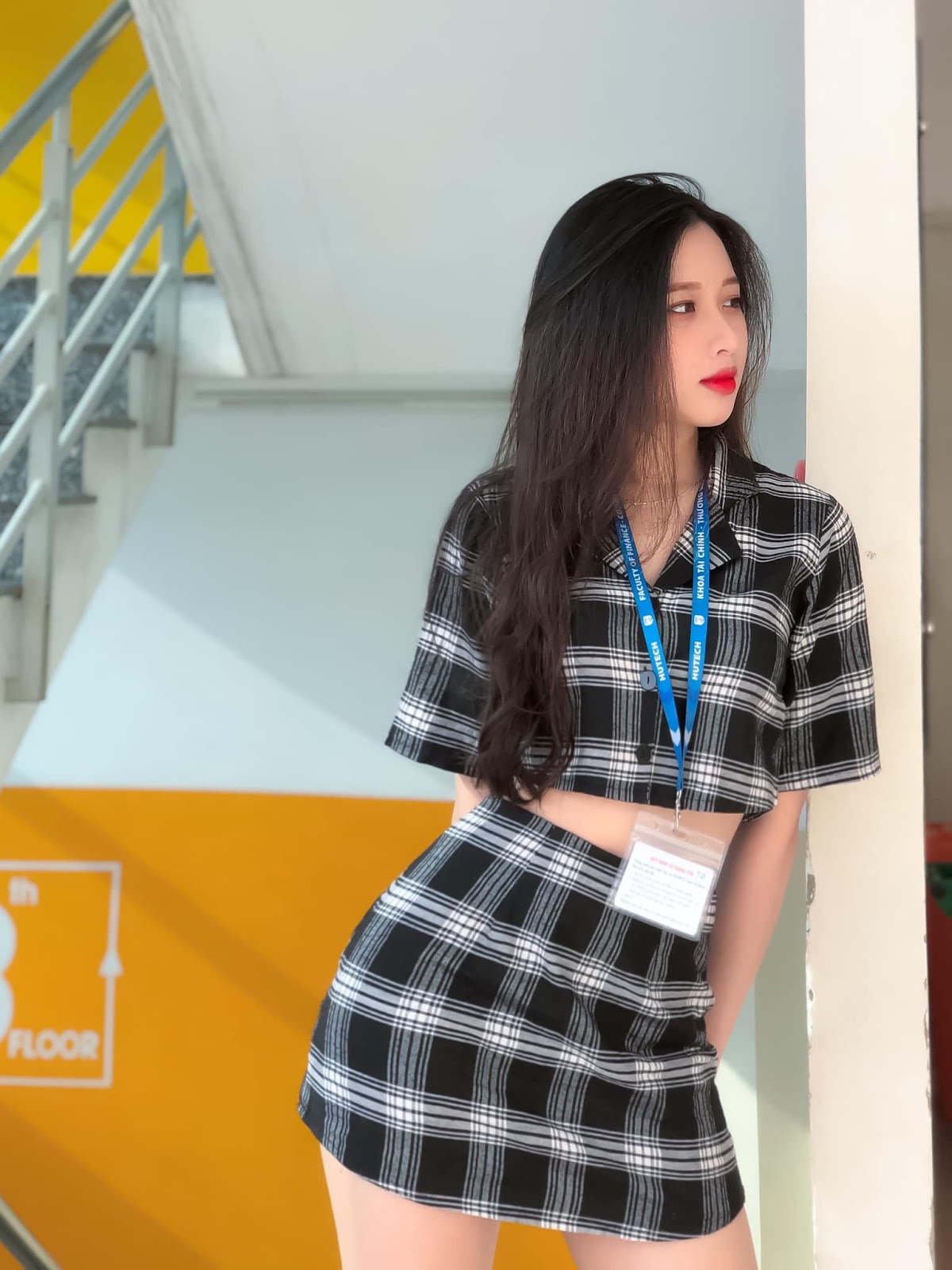 Nữ sinh khả ái trường Hutech Trần Nhung : Tự tin là trang phục đẹp nhất của con gái 37