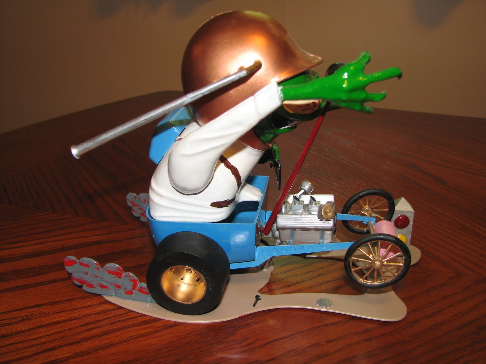 Memories Of The Past: WEIRD-OHS "DIGGER THE DRAGSTER" CAR-ICKY-TURE
