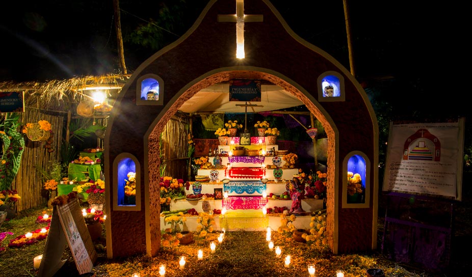Así se vive la fiesta del día de los muertos en Xcaret