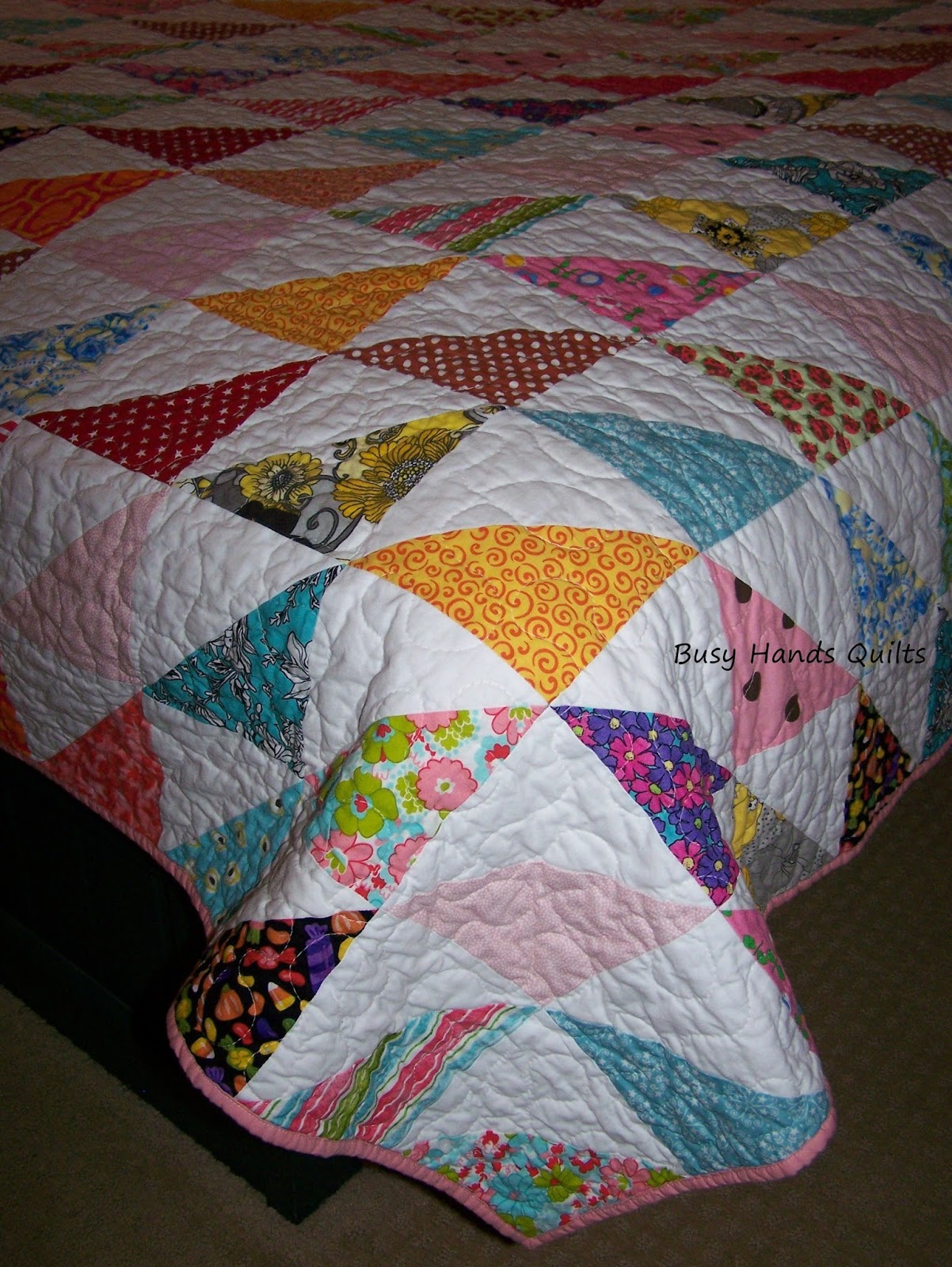 Busy Hands Quilts Custom Twin Size HST Quilt {Finished!}