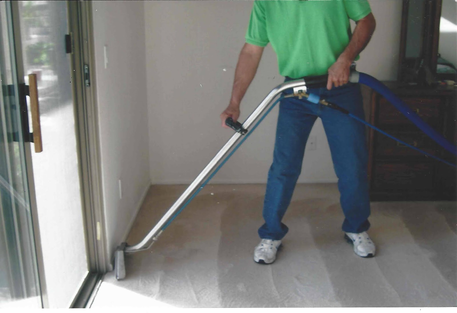 Scottsdale AZ Carpet Cleaner How does a homeowner find a qualified CARPET CLEANING SCOTTSDALE
