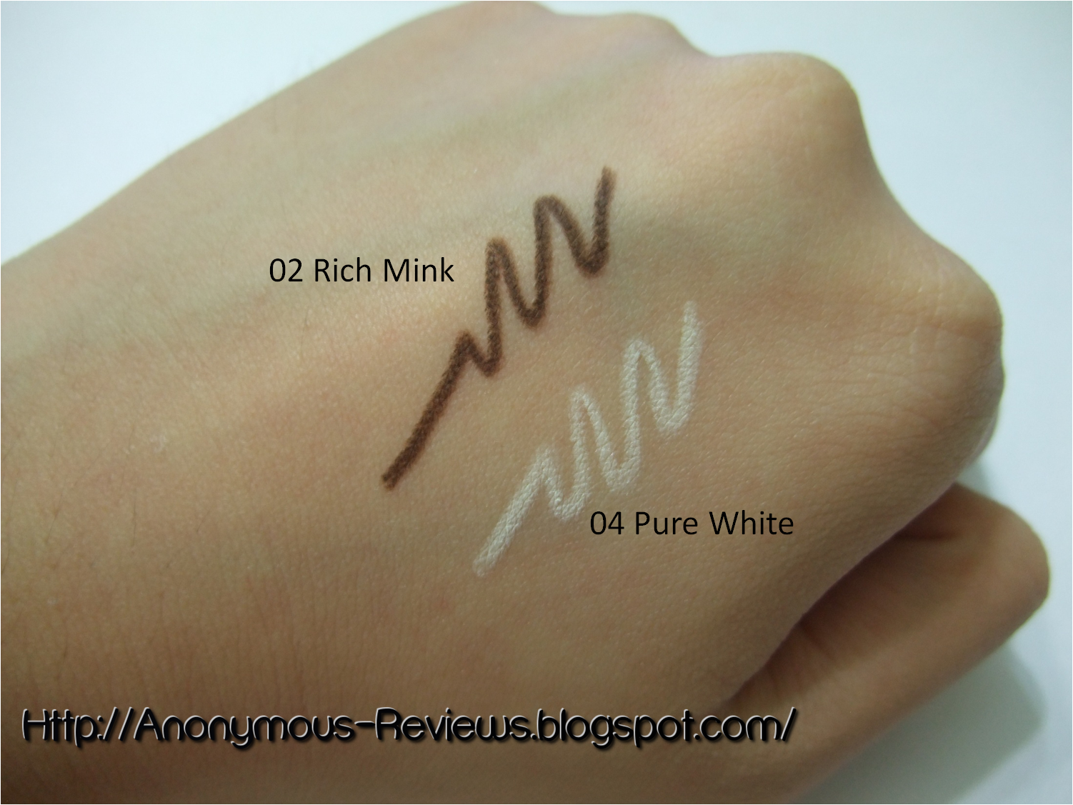 Review for Revlon Matte Luxurious Color Kohl Eyeliner 02 Rich Mink