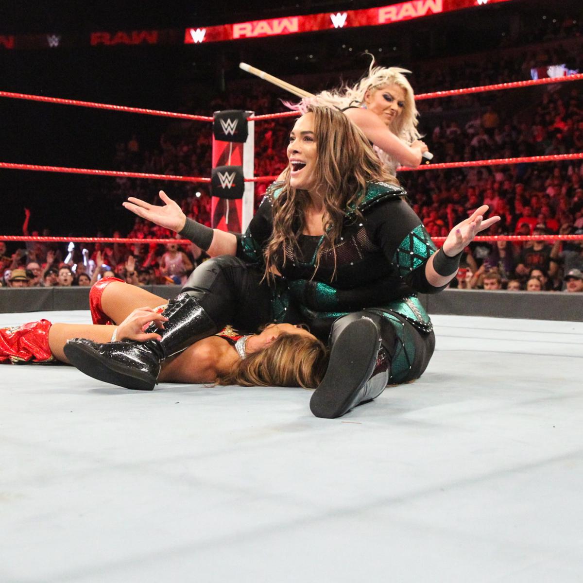 AMAZING Women Of Wrestling EXTREME RULES PREDICTIONS PT.1 RAW WOMEN