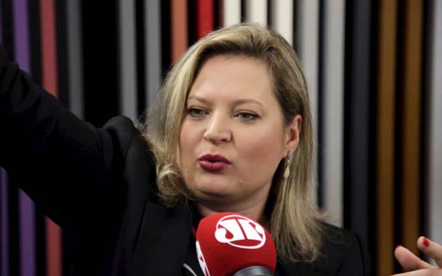 'Lula é um imbecil, um criminoso que destruiu o país', diz Joice Hasselmann