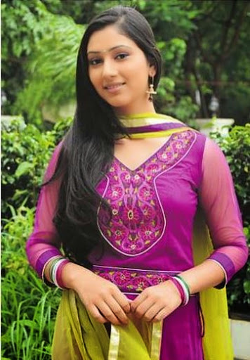 Disha Parmar Best Pics And Wallpapers All In One Wallpaperss