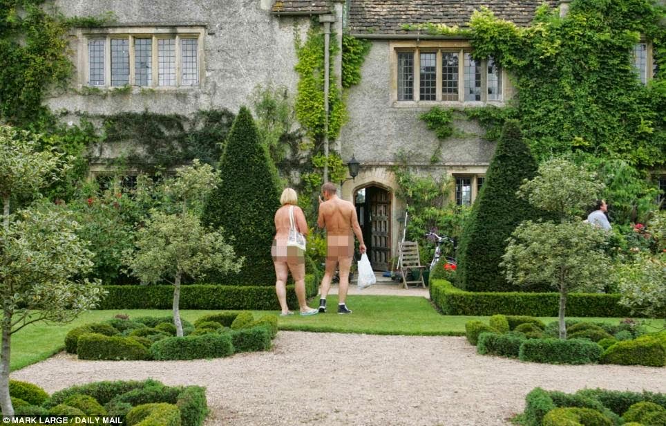 INTERESTING!:Meet naked couple who created their own garden of eden. 