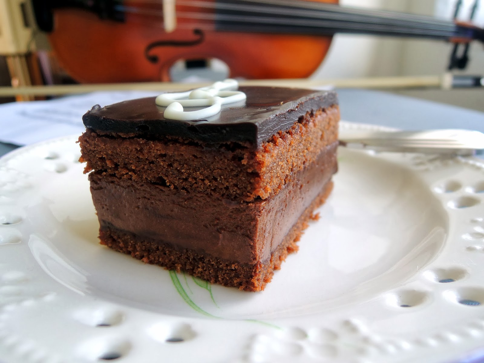 Free Download Wallpaper HD AustroHungarian Chocolate Mousse Cake