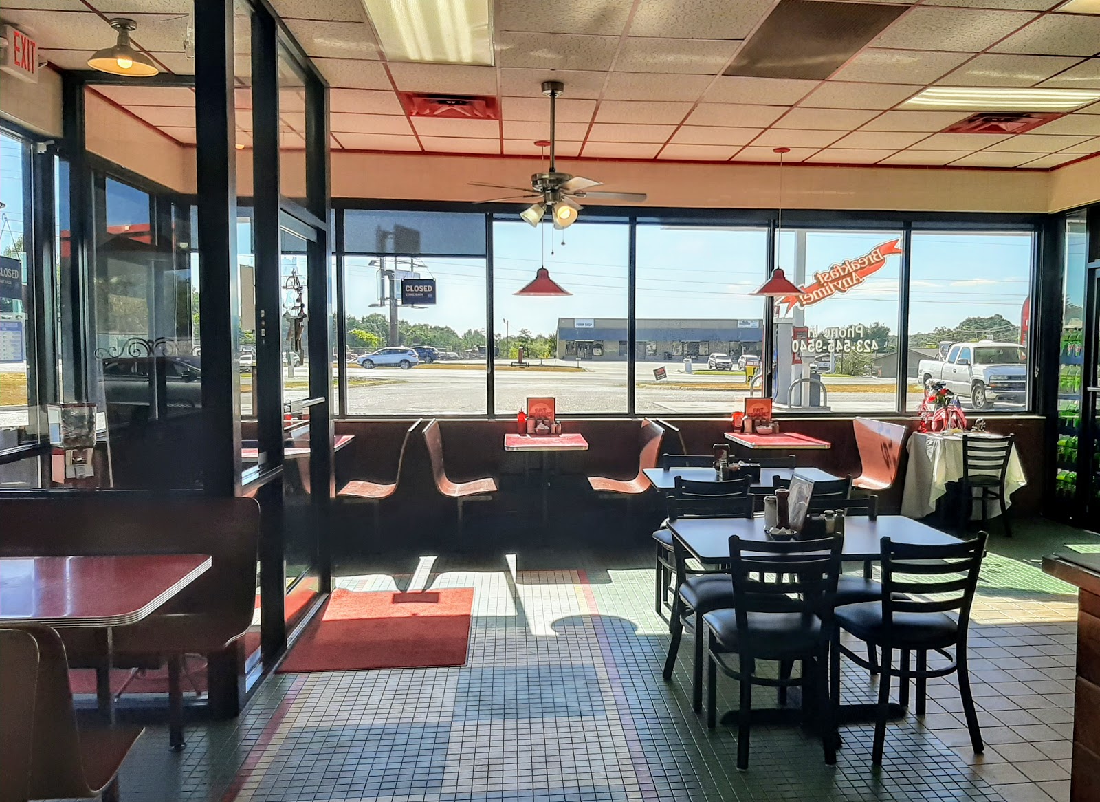 Big Daddy Dave ReAppraising Fat Stacks Restaurant in Madisonville