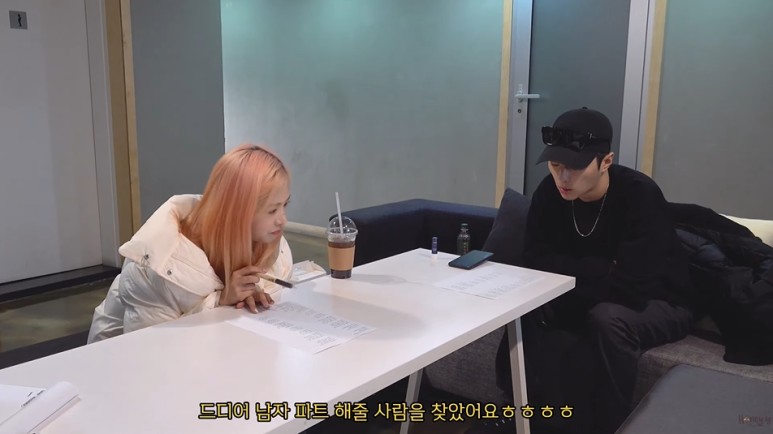 친남매 같은 에이프릴 채원 카드 제이셉 케미 | 인스티즈