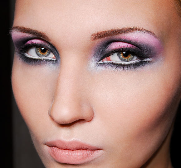 Women and Makeup and Fashion Eye Shadow For Hazel Eyes