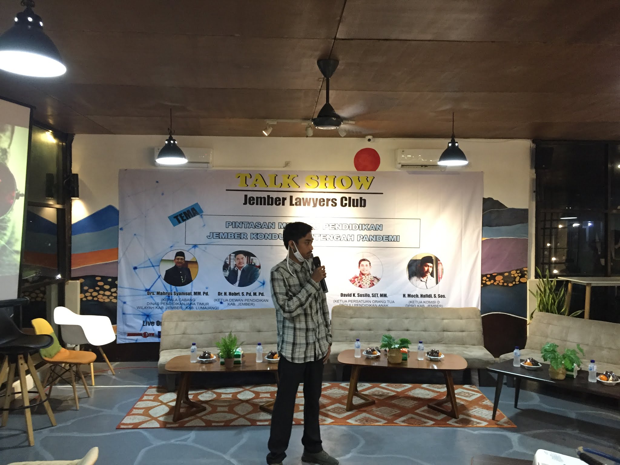 Jember Lawyers Clubs, Menggagas Sistem Pendidikan Ideal Saat Pandemi