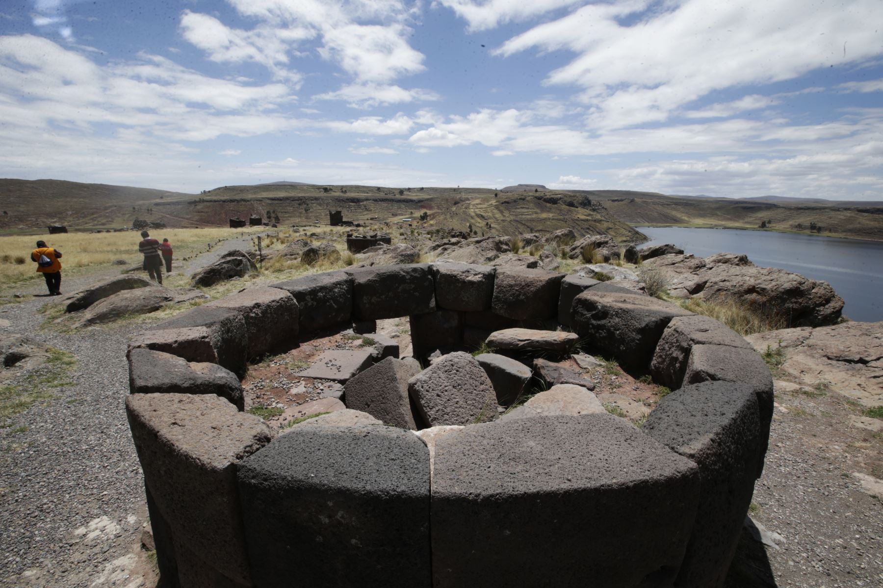 Chullpas de Sillustani: sitio arqueológico reabre sus puertas al ...