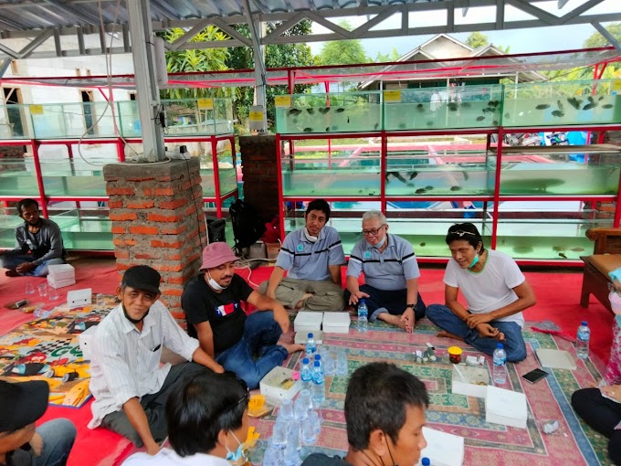 PNJ Berikan Pelatihan dan Bantuan Teknis Peternak Ikan di Kecamatan Kemang