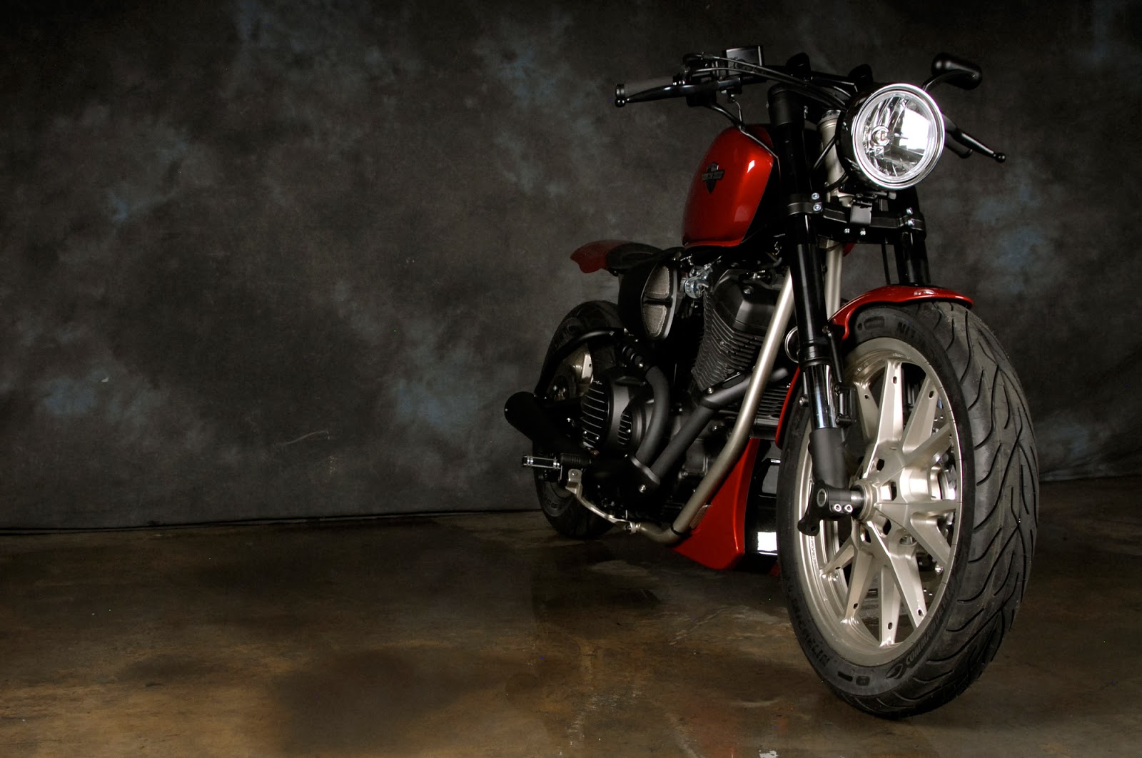 ss customs yamaha bolt