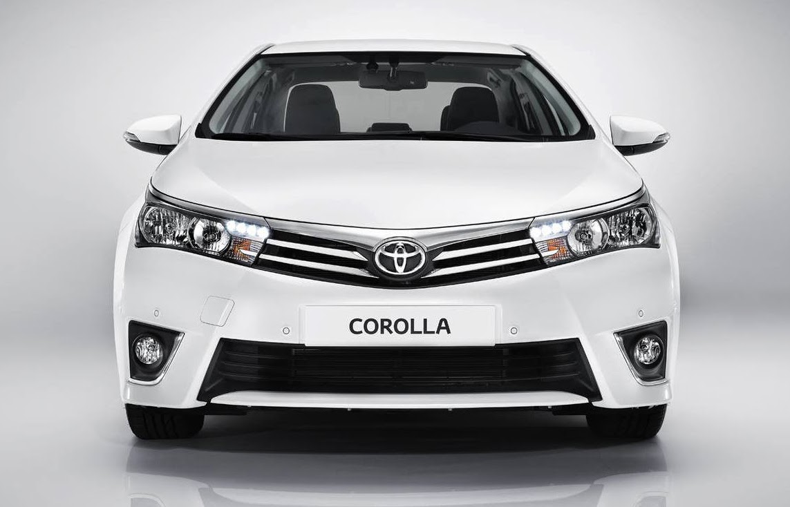 Auto Addicts: Toyota Corolla Altis 2014