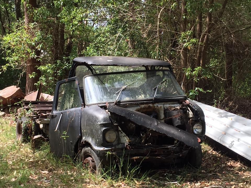 Bedford CF2 Van Junkyard Sunday's