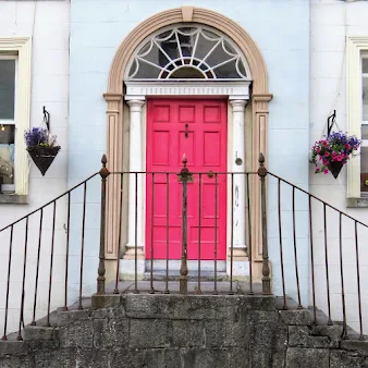 Things to do near Athlone: Pink Georgian door in Birr Ireland