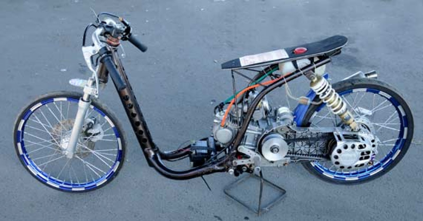 Kumpulan Gambar Sketsa Motor Drag Bike Terbaru Dinding Motor