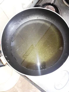 heat-the-oil-for-frying