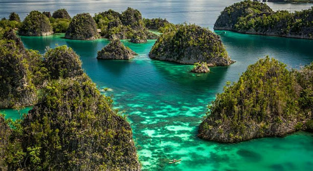 3 Tempat Eksotis Yang Ingin Dikunjungi di Papua 3 Tempat Eksotis Yang Ingin Dikunjungi di Papua