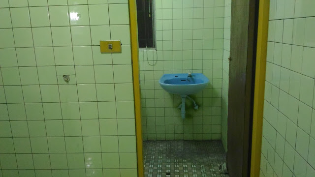 【看屋筆記12】捷運邊間頂加房,沒想到格局卻宛如貨車外形... 10 P 20161119 204859