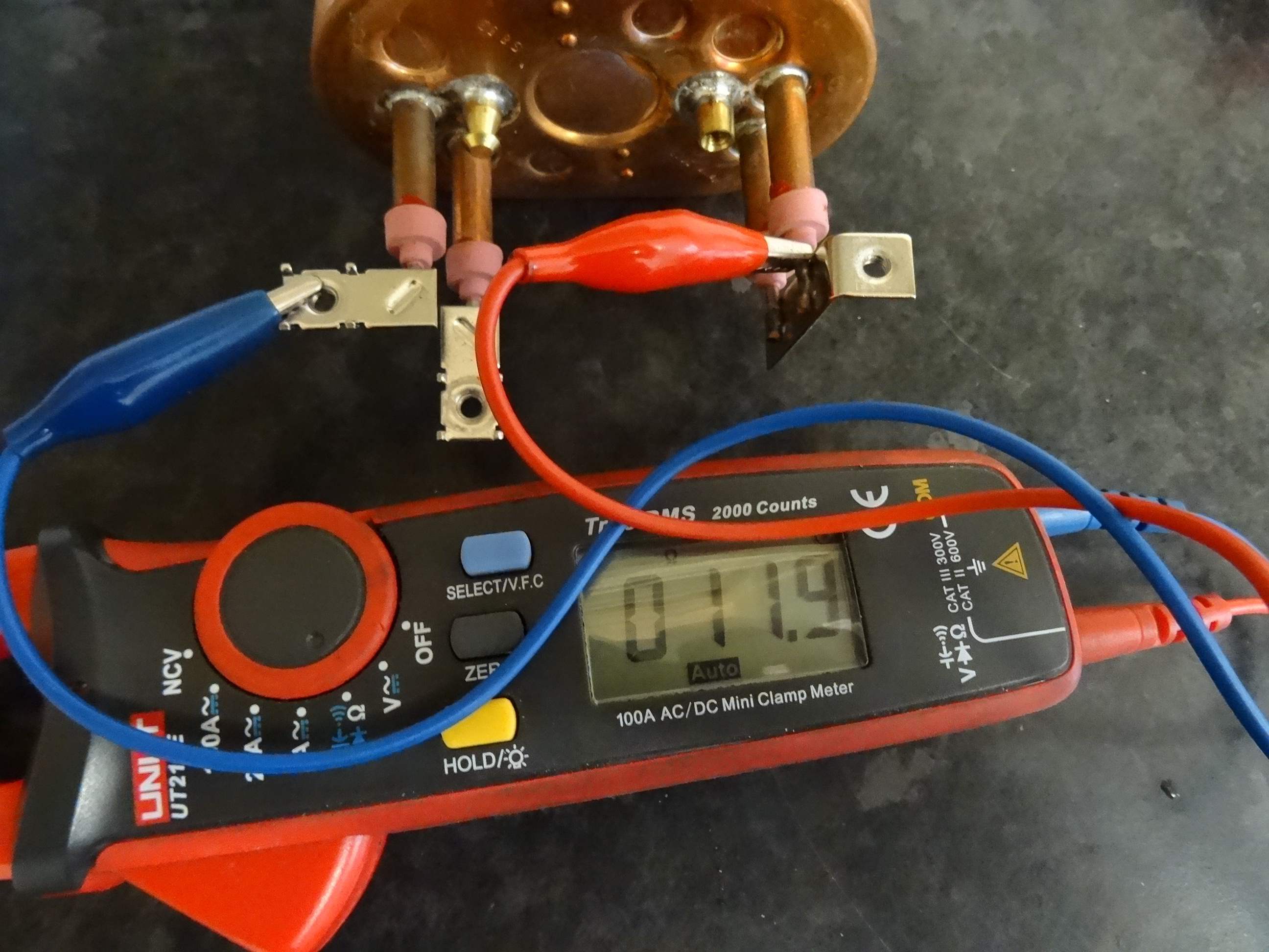 Electrical shower fault finding and repair Electric shower testing and replacing the heating