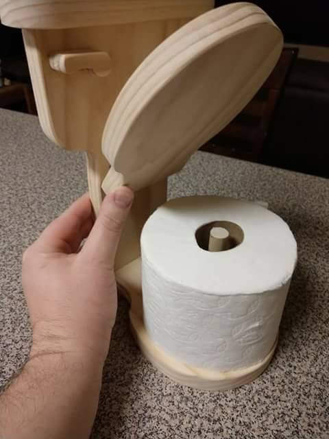 Idea de madera para colocar el papel higienico | Construccion y