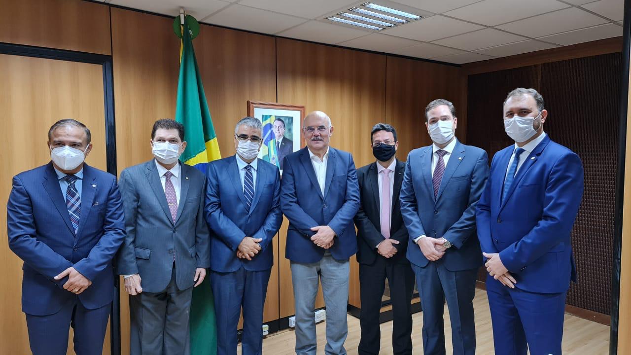 O que dizem os deputados do Ceará sobre a legalização do jogo do bicho -  PontoPoder - Diário do Nordeste