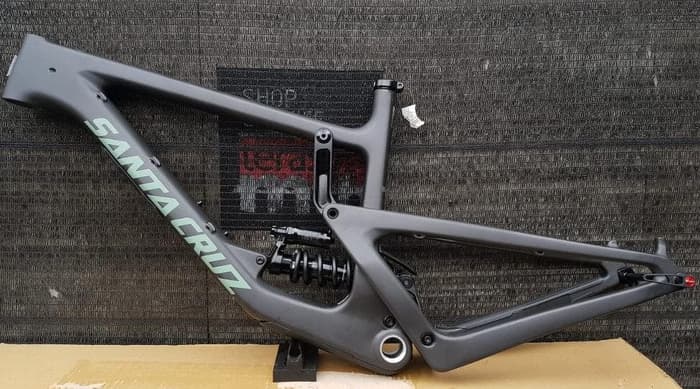 santa cruz nomad frame weight