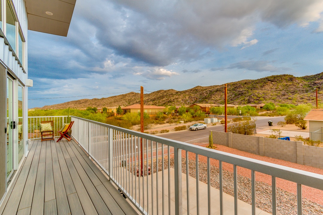 Shipping Container Homes & Buildings 3000 sq ft Shipping Container