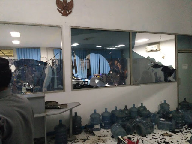 Mencekam! Ratusan Buruh Pabrik di Bogor Ngamuk Gara-gara THR Tak Dibayar
