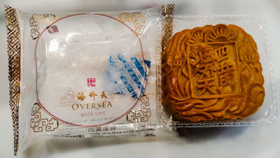 Oversea mooncake