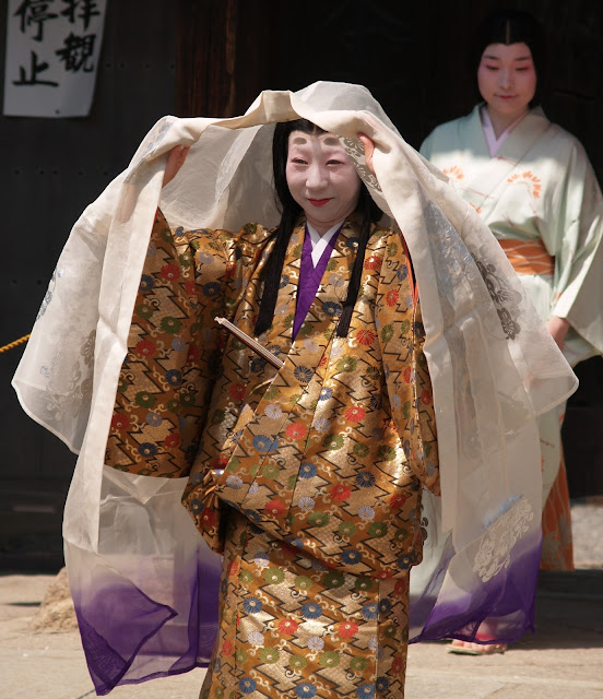 The Roving Ronin Report: Taiko Hanami Gyoretsu - Kyoto Cherry Blossom ...