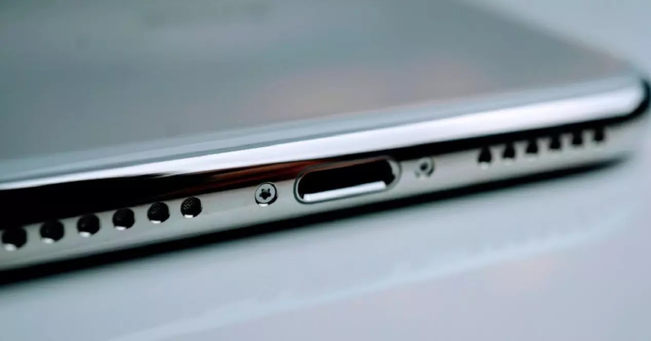 تنظيف منفذ شحن الايفون,تنظيف مدخل الشحن,تنظيف قاعدة شحن الايفون,iphone,تنظيف,حل لمشكلة تعطل منفذ شحن الهاتف و طريقة إصلاح منفذ الشحن,تنظيف مدخل السماعة ايفون,مشكلة تعطل منفذ شحن,منفذ الشحن,حل لمشكلة تعطل منفذ شحن,تسريع شحن الايفون,منفذ,حل لمشكلة تعطل منفذ شحن الهاتف,إصلاح منفذ الشحن,رطوبة فى منفذ الشحن,حل مشكلة فصل شحن الايفون,طريقة إصلاح منفذ الشحن,كيف احل مشكلة رطوبه فى منفذ الشحن,حل مشكلة عدم شحن موبايل iphone,تنظيف مدخل شاحن,تنظيف مدخل