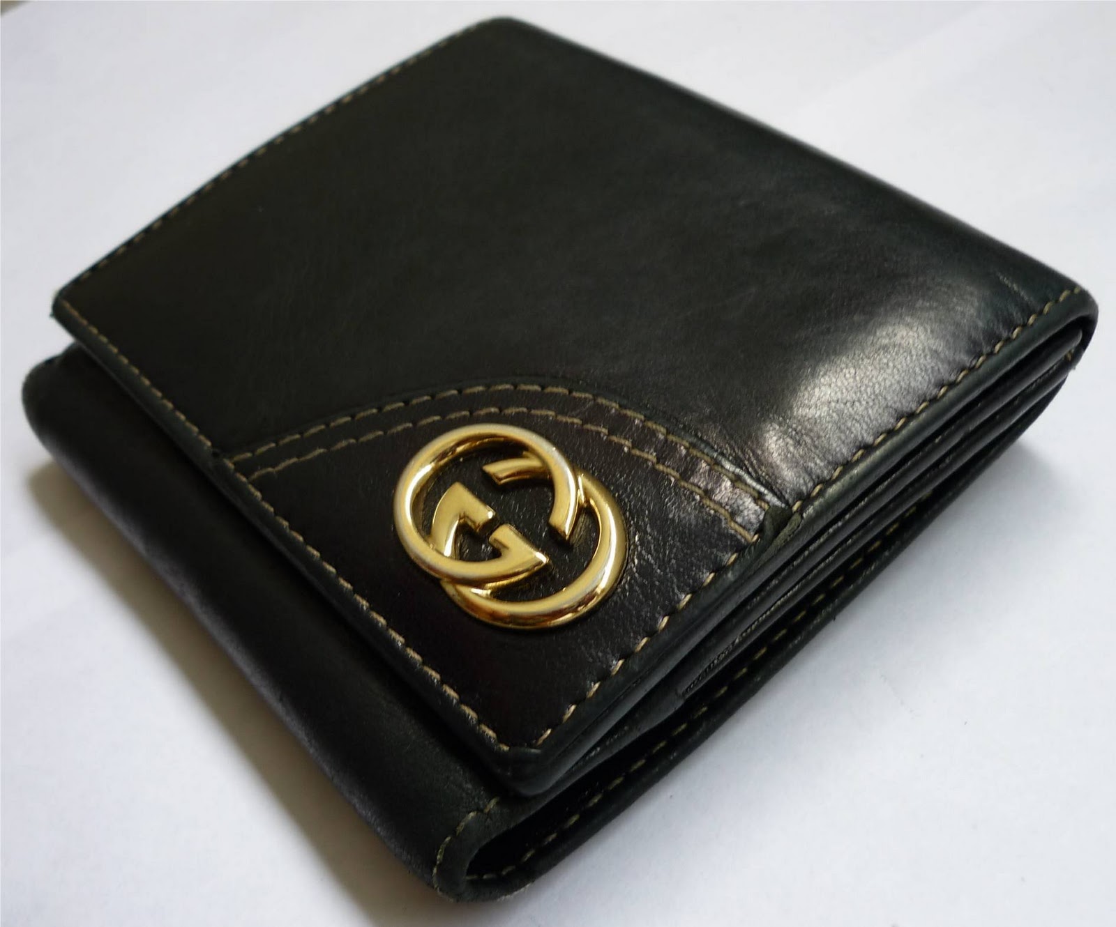 Janji Laku Authentic GUCCI Leather Wallet