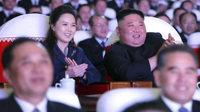 Akhirnya-Terungkap-Alasan-Istri-Kim-Jong-un-Hilang-Setahun