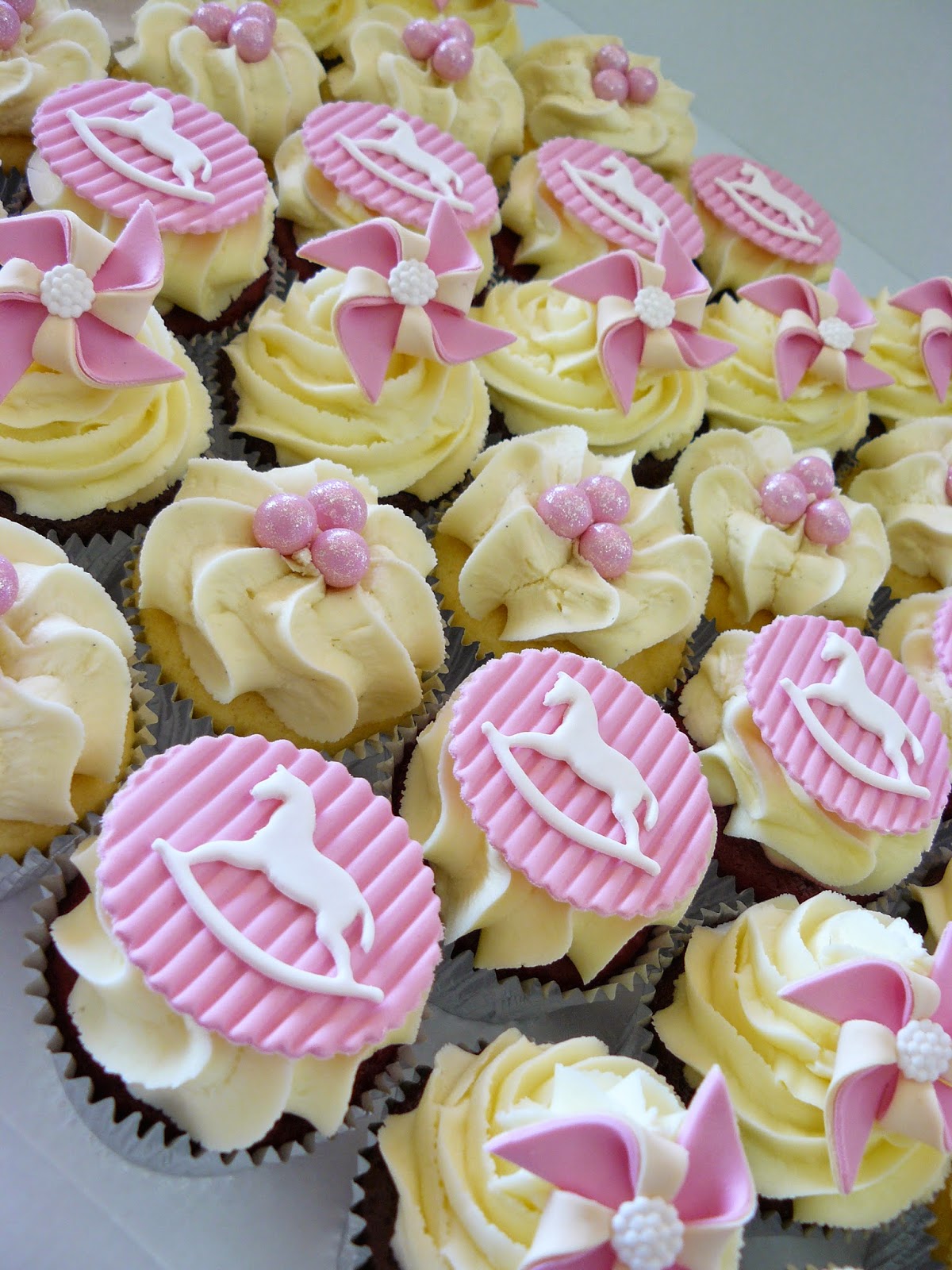 The Cup Cake Taste - Brisbane Cupcakes: Baby Shower Cupcakes