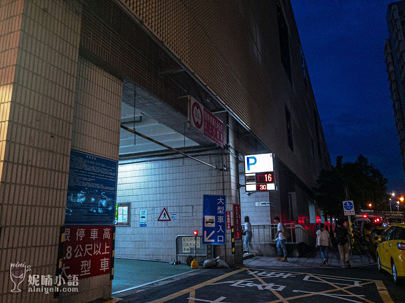 【西門町美食】海霸王前鎮水產。全台最霸氣的超市火鍋消夜族必衝