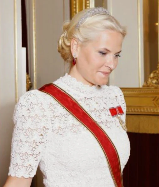 Crown Prince Haakon, Crown Princess Mett-Marit, Queen Sonja, King Harald