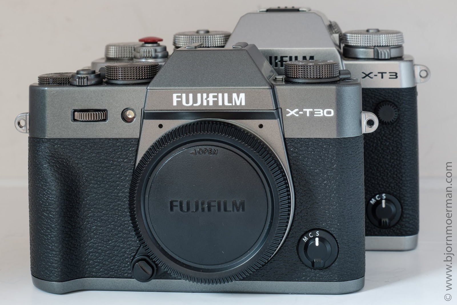 Comparison Review Fujifilm X T30 A Mini X T3