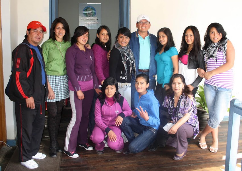 El Alcalde de Cajabamba se reune con delegación de voleibol de la provincia de Celendín