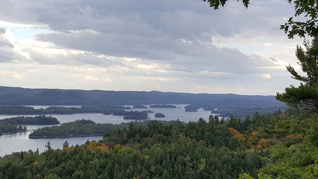 Point de vue sur le versant Sud de la montagne du Fort