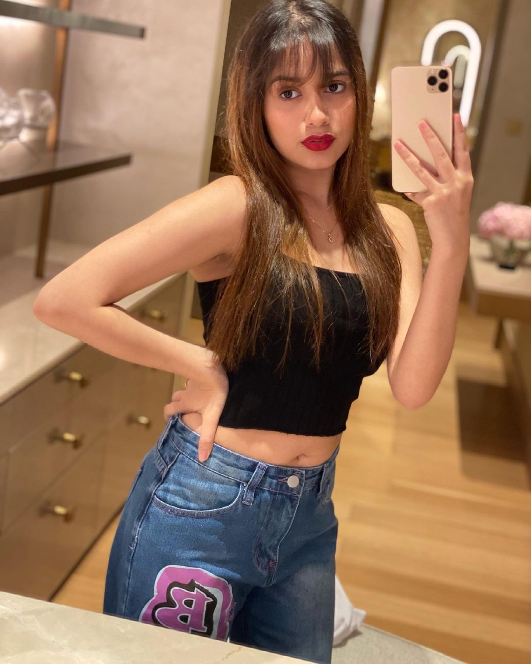 Top 10 Young Hot Indian TV Actresses with Photos in 2021 Navel Queens Top 10 Young Hot Indian TV Actresses with Photos in 2021 Navel Queens